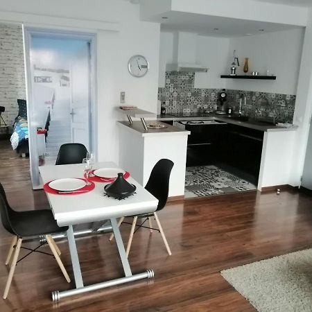 La Maison De 6Fran Appartement 1 Calme Et Spacieux Ambiance Familiale Valros Buitenkant foto