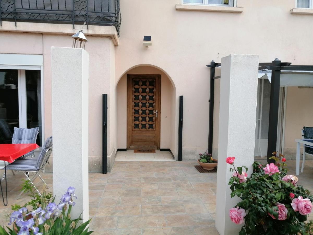 La Maison De 6Fran Appartement 1 Calme Et Spacieux Ambiance Familiale Valros Buitenkant foto